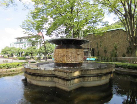 写真:東山動物園正門