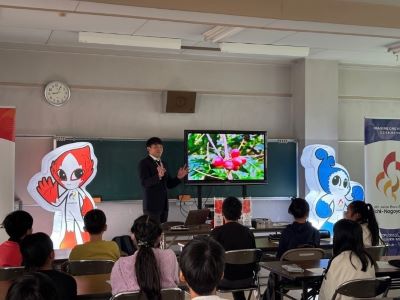 東ティモールの農業を紹介する講師