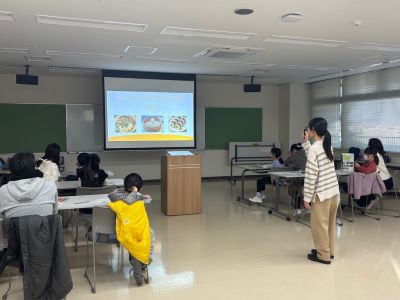 スライド「ベトナムの有名な食べ物はどれ？」