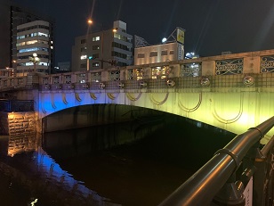 写真：錦橋のライトアップ