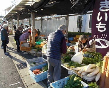 写真：青空市の様子