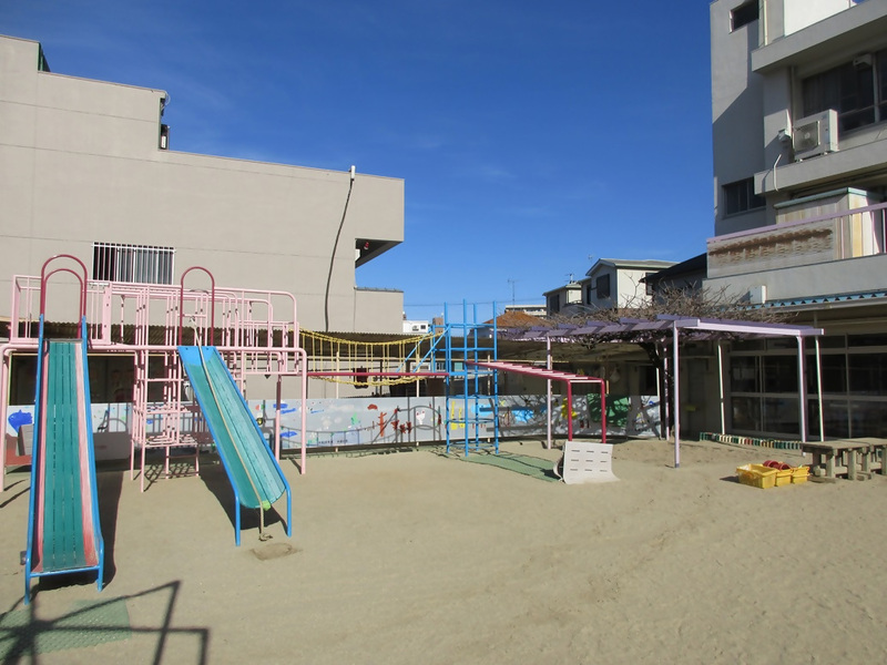 内山保育園の園庭です