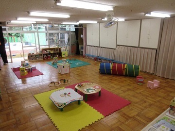 写真:地域子育て支援センター『とんとん』です。