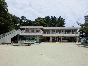 写真:園舎の外観です