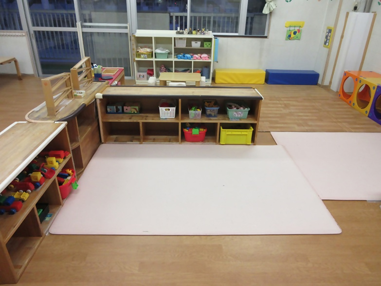 富田第二保育園の室内です