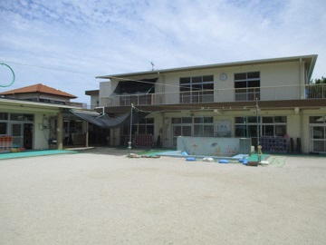 写真：園舎の外観です。