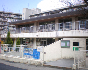 写真:園舎の外観です。