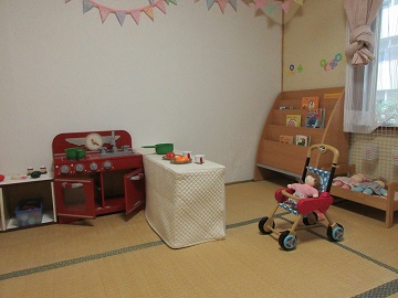 写真:地域子育て支援センター「わいわい」の保育室です。