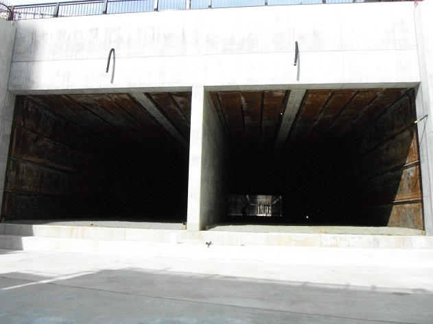 写真：整備完了した函体1