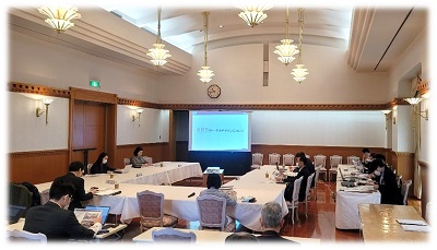 写真：懇談会風景