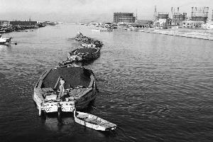 写真：石炭運搬の様子