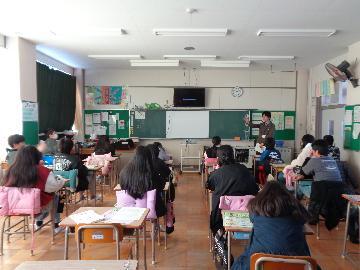 写真：租税教室の様子1