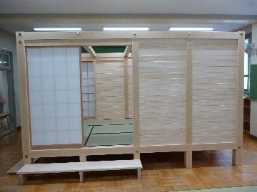 写真：和室（組立式）の外観