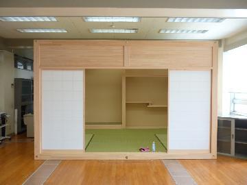 写真：和室（組立式）の外観