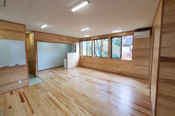 写真:木質化された専用室