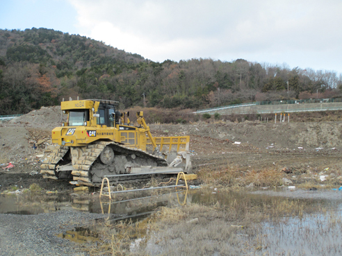 写真:埋立の様子
