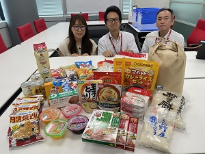 写真：集まった食品の様子です。リコージャパン株式会社