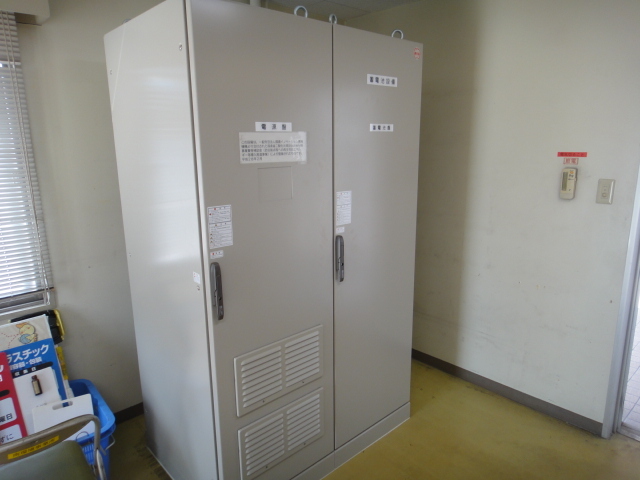 写真：蓄電池（南環境事業所）