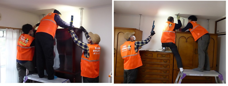 千種区家具転倒防止ボランティアによる作業風景の写真
