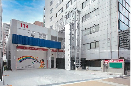 写真:富士塚出張所外観