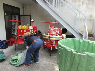 写真:屋外の資器材