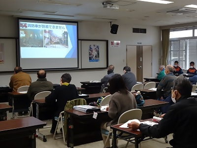 写真:自主防災組織について講習している様子です。2022年11月27日・12月4日