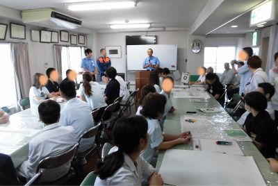 写真：火災図上訓練の様子全体図