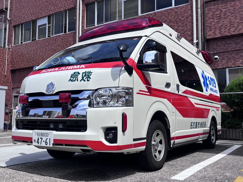 写真：救急車