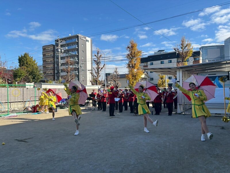 幼稚園にて防火・防災教室をしている写真です。