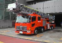 中消防署 はしご車(38m級)の写真