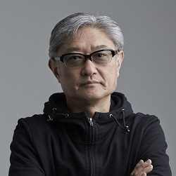 写真:映画監督の堤 幸彦さん