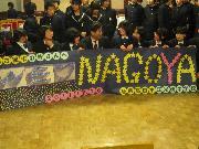 写真:河村市長と談笑する中学生たち