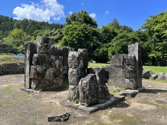 写真:橋野高炉跡にて