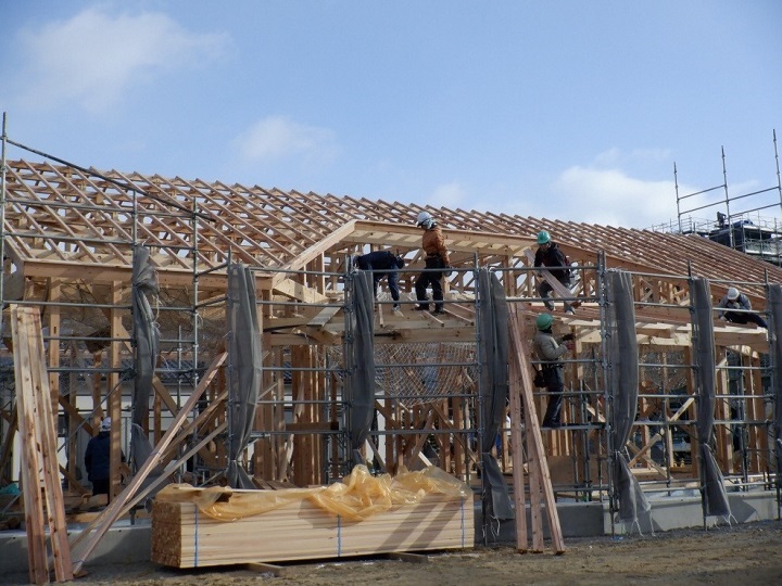 写真:工事中。骨組みがほぼ出来上がっている。