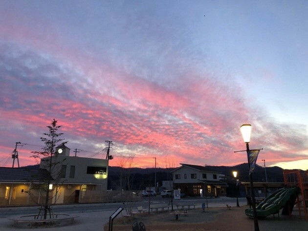 写真:晩夏の夕日がきれいである。