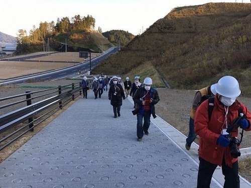 写真:津波避難体験の様子