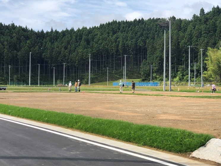 写真:宅地引渡し会の様子