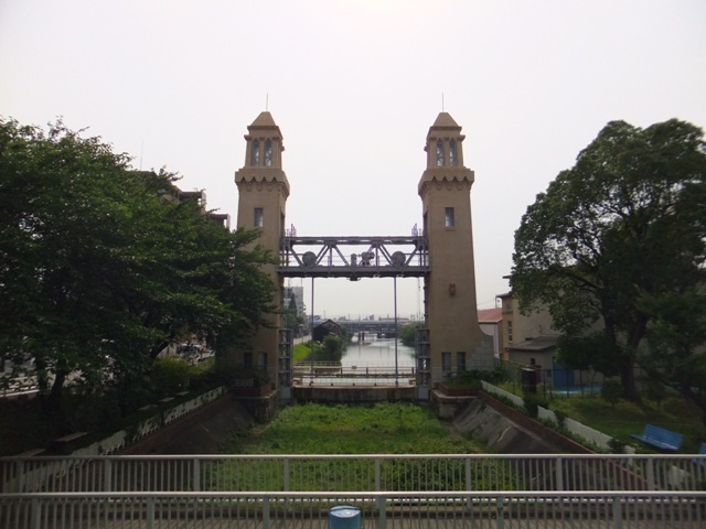 写真:中川運河松重閘門