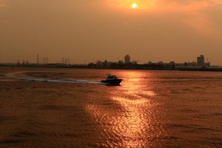 (ガーデンふ頭からみた)名古屋港の夕景の写真