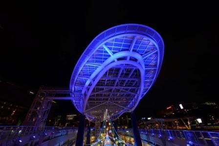 オアシス21のライトアップの写真