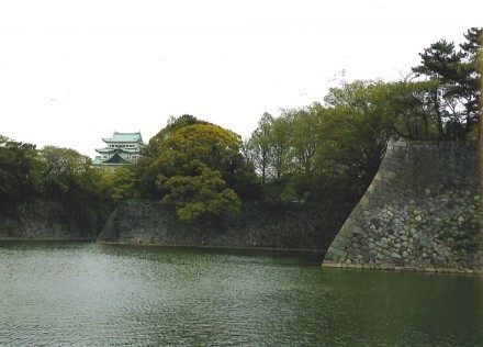 名古屋城外堀の石垣の写真