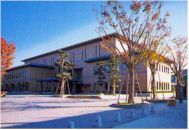 写真:名古屋市鶴舞中央図書館