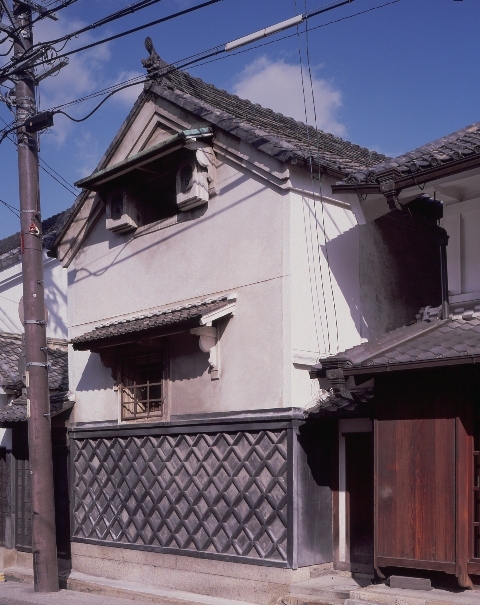 写真:服部家土蔵(有松の町並み)