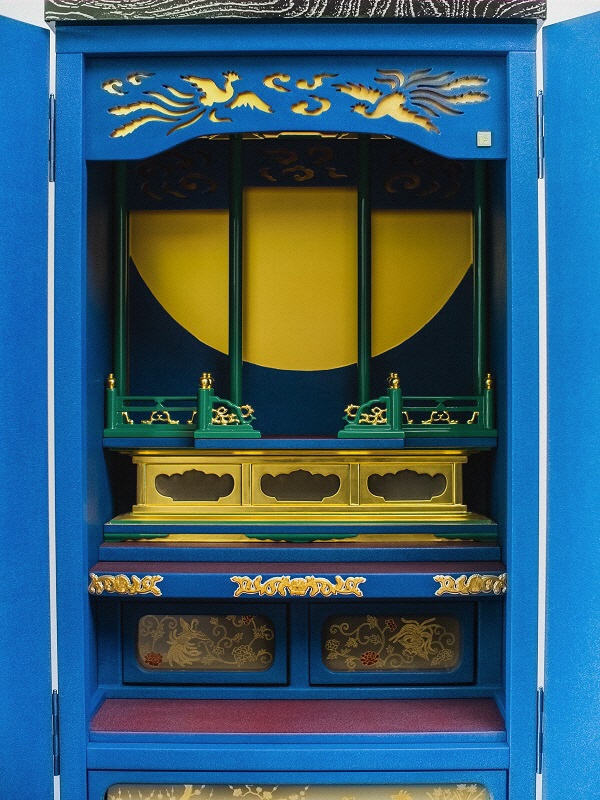 写真：名古屋仏壇青色