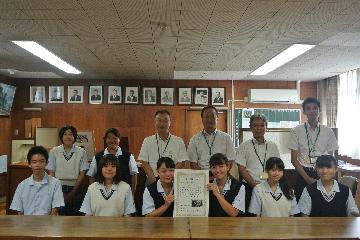 写真：南陽高校「Nanyo Company部」の皆様との記念撮影（平成29年度）