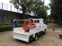 車載式動力噴霧器の写真