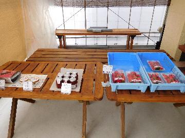 写真：直売風景