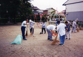 写真:愛護会活動