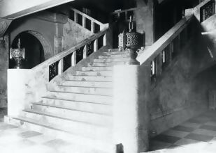 中央広間の写真(昭和8年)