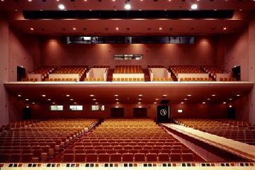 写真:ビレッジホール客席